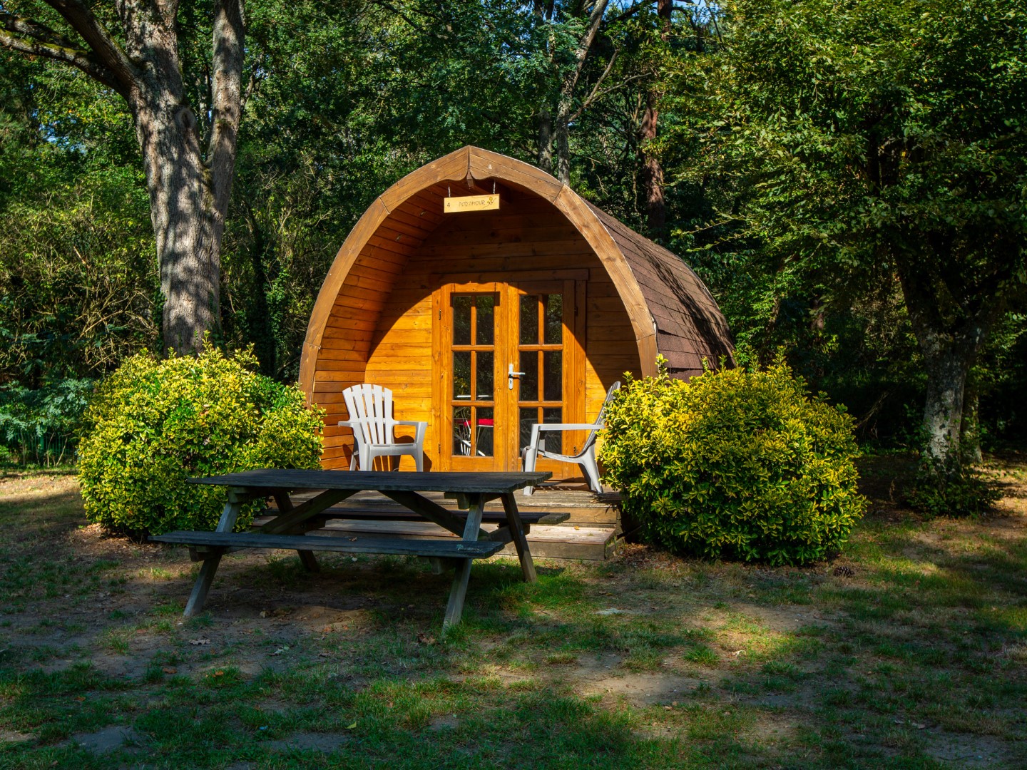 Camping le jardin de Sully pod avec vue sur Loire - Crédit photo : Flower Campings - Myphotoagency / Jean-Marc Pommé