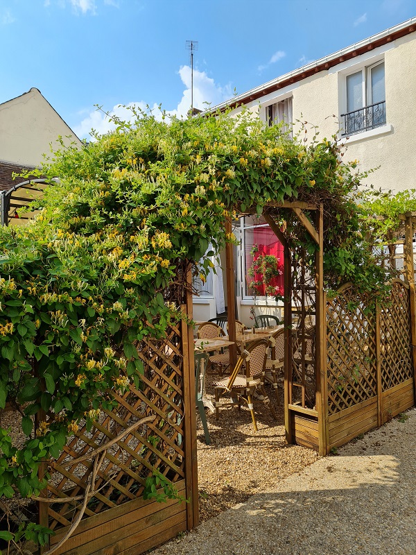 Resto extérieur - Crédit photo : LS