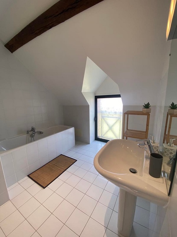 Salle de bain - Crédit photo : LS