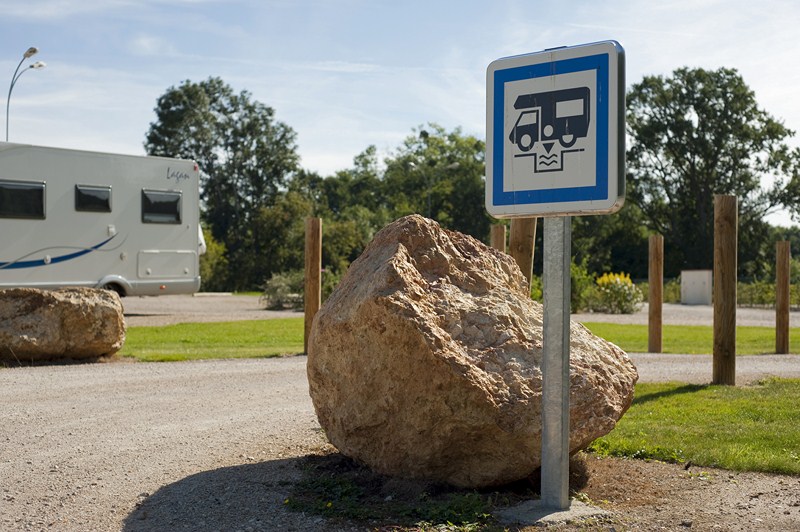 Aire de camping-car Sully-sur-Loire 2 - Crédit photo : © OTSULLY