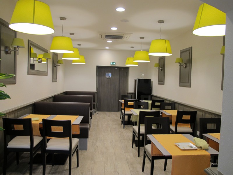 Salle de restaurant Entre Loire et Sologne - Crédit photo : OTSULLY
