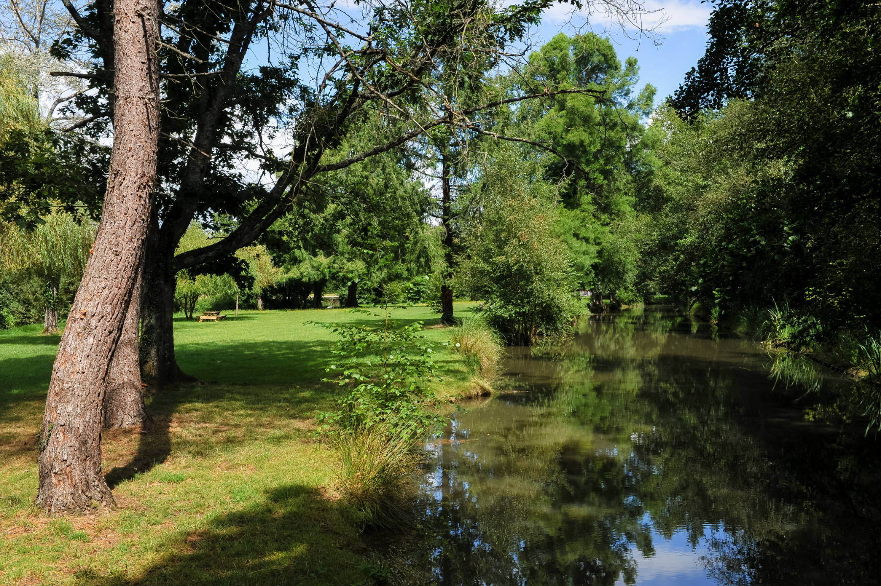 Aire de la Promenade du Bourillon